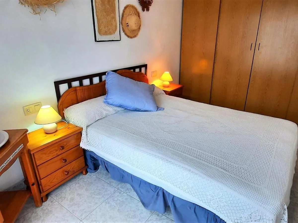Magnifico Apartamento Cerca De La Playa En Llanca, Se Admiten Mascotas - Es-170-19 0*, Llanca Spain